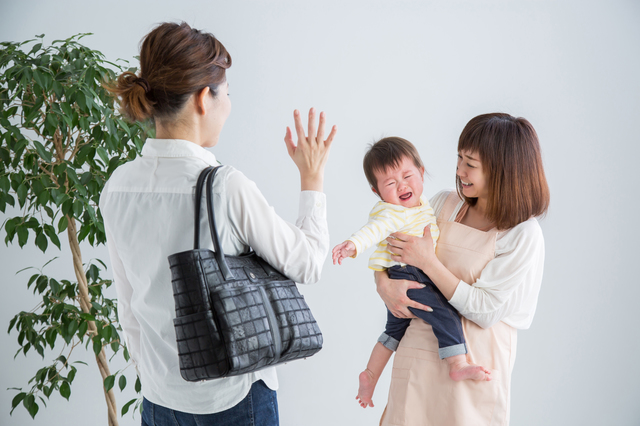 笑える日に変えよう！いつまでも泣く子への対処法